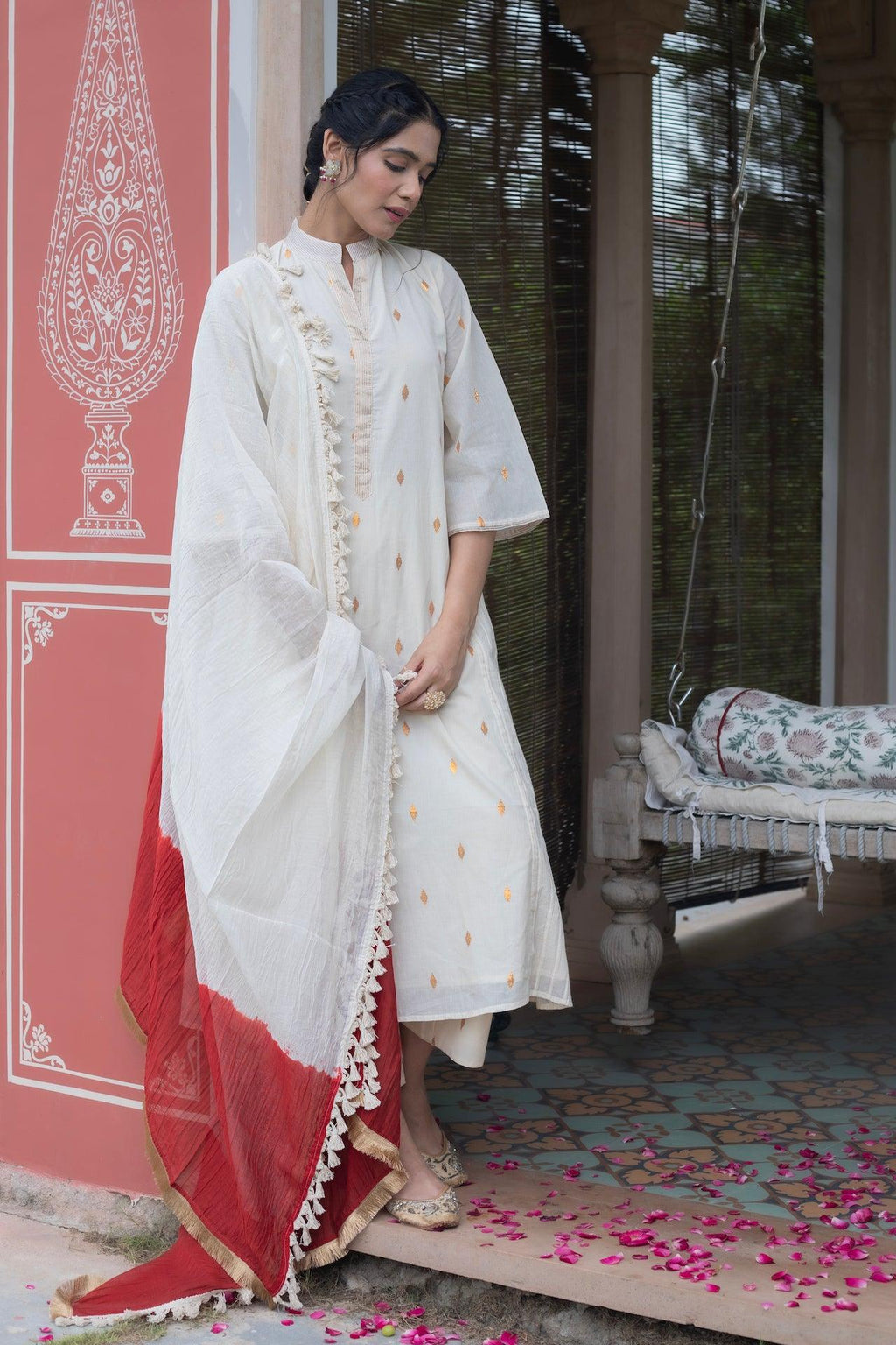 AFREEN COTTON WHITE KURTA SET (WITH DUPATTA)